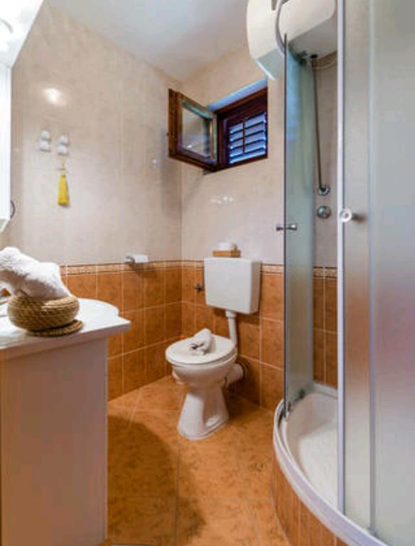 Apartments Bralic Vis Exterior foto